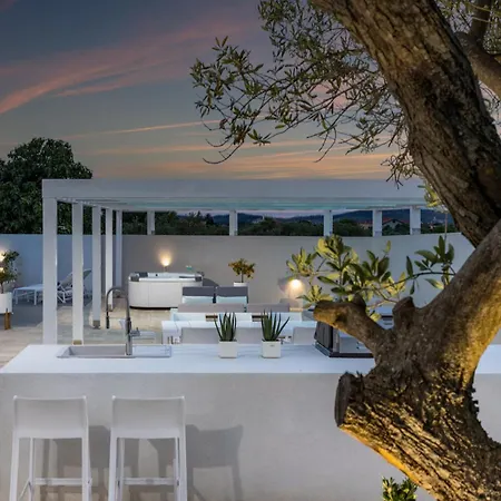 Lalic Gallery - Adriatic Luxury Villa Bibinje