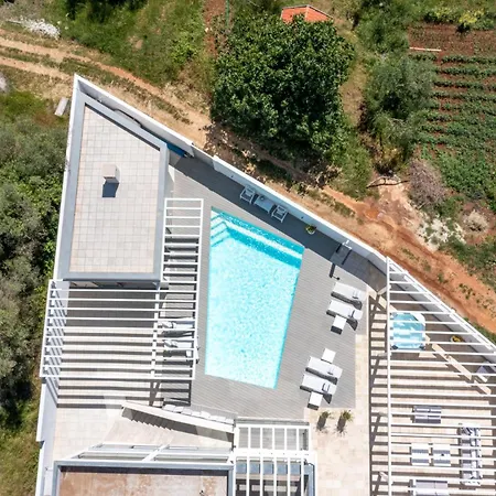 Lalic Gallery - Adriatic Luxury *
